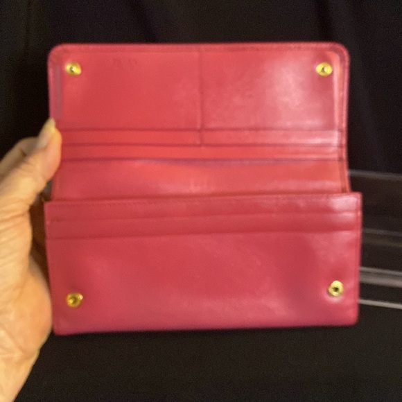 PRADA Saffiano Wallet W/Certificate of Authenticity - Picture 10 of 14